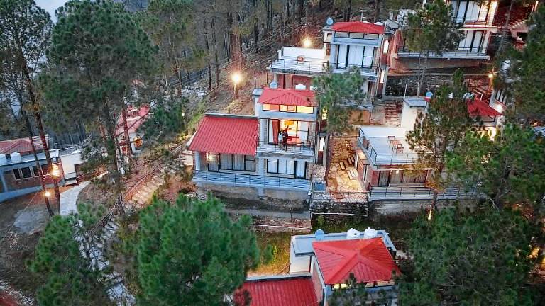 BluSalzz Escapade Lansdowne Uttarakhand