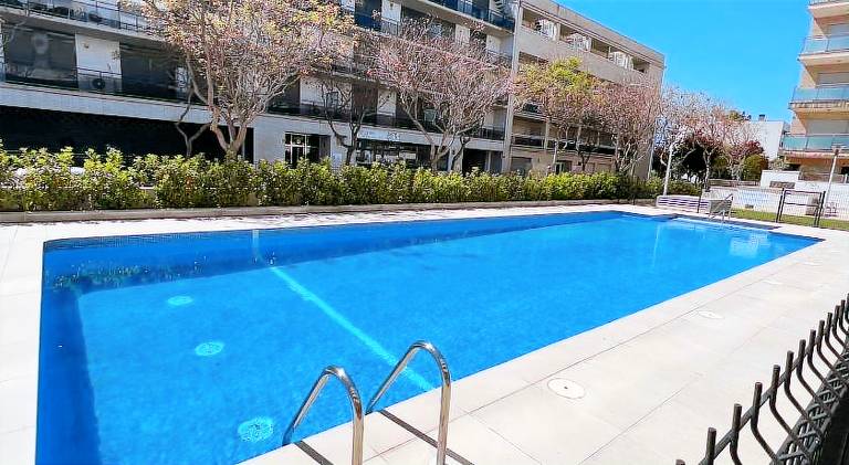 Rental apartment with pool & terrace — photo 3