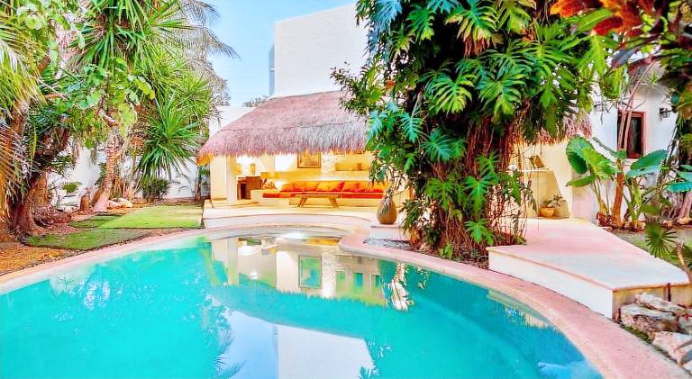 400 m&sup2; Villa