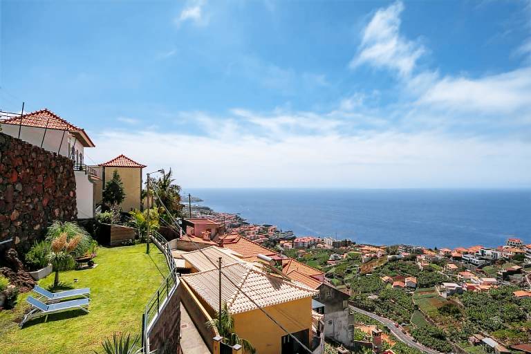 House  Estreito Câmara de Lobos