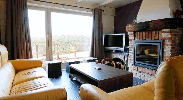 Ample chalet | Pets are welcome — photo 2