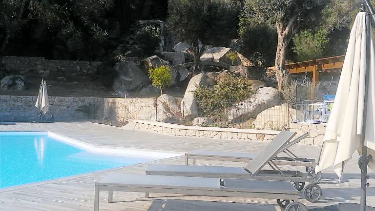 Apartment with terrace & pool in Porto-Vecchio