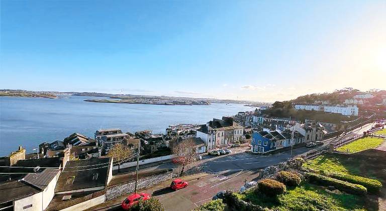 Bed and breakfast  Cork