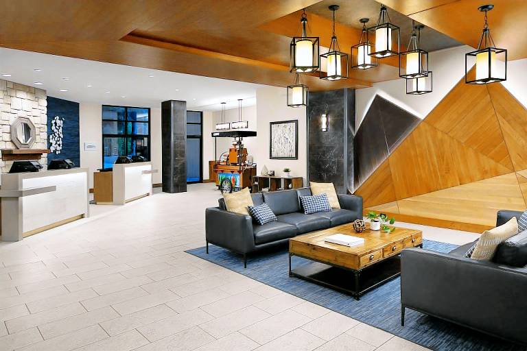 Delta Hotels Whistler Village Suites — photo 2