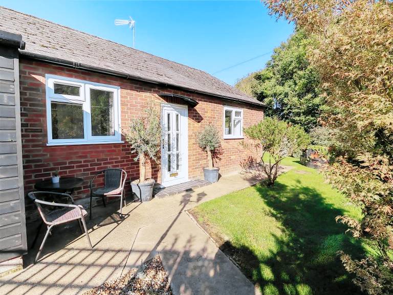 Cabin  Bredfield