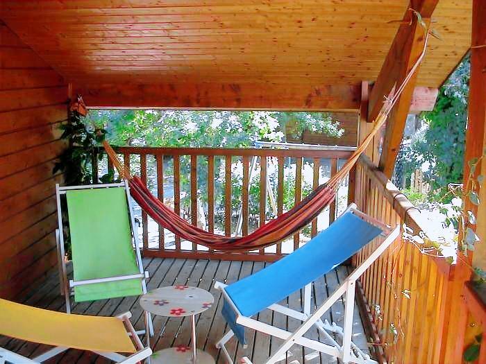 Chalet with BBQ, pool & garden | Garden view — photo 2
