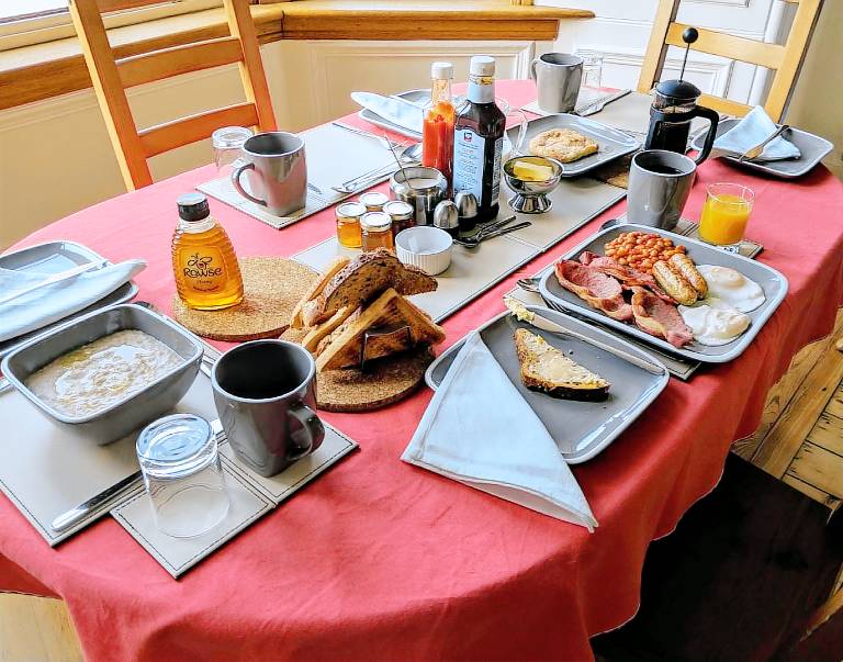Falcon Crest Guest House — photo 4
