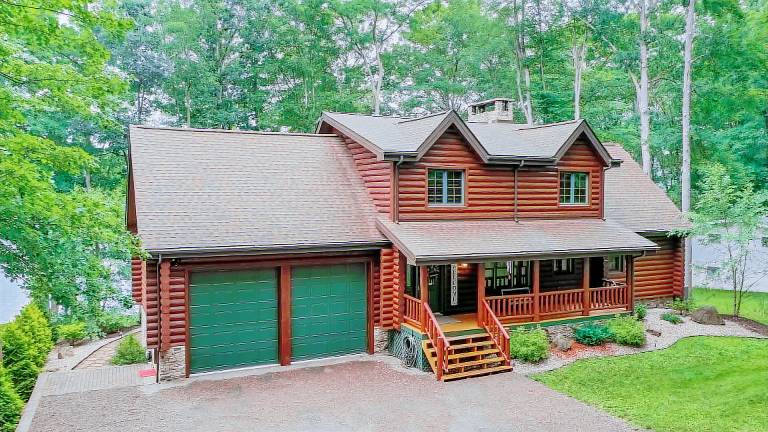 House Loch Lynn Heights