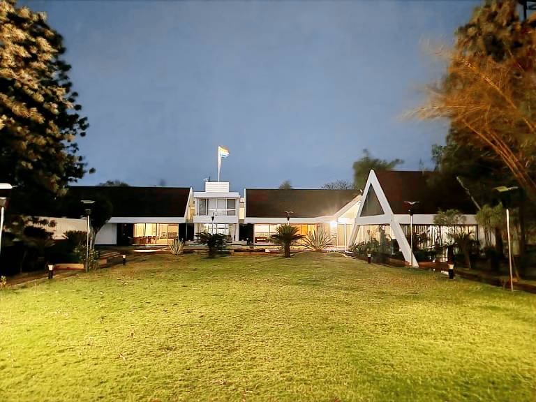 2787 m² Bungalow