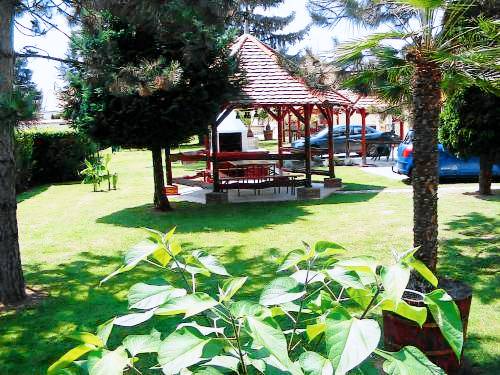 Apartman  Kisharsány