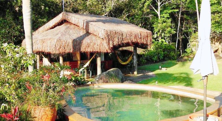 Vacation home with pool, garden & jacuzzi — photo 3