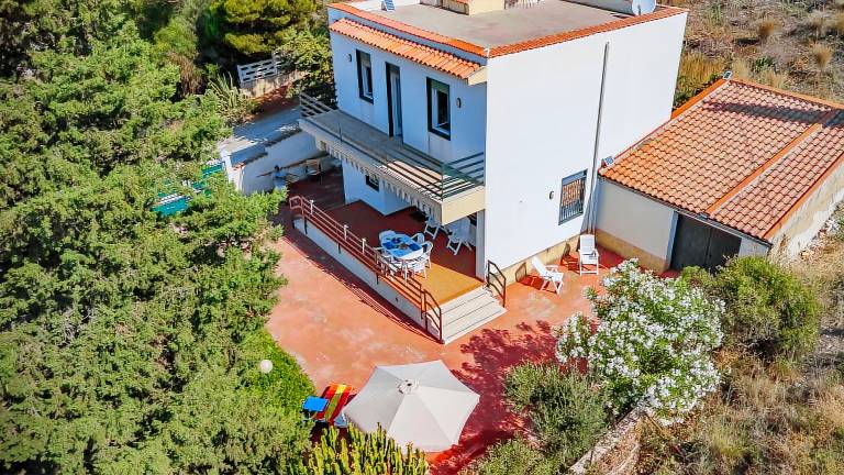 Children-friendly ample villa with terrace, grill & garden | Panoramic view | Beach nearby | Pet-friendly — photo 4