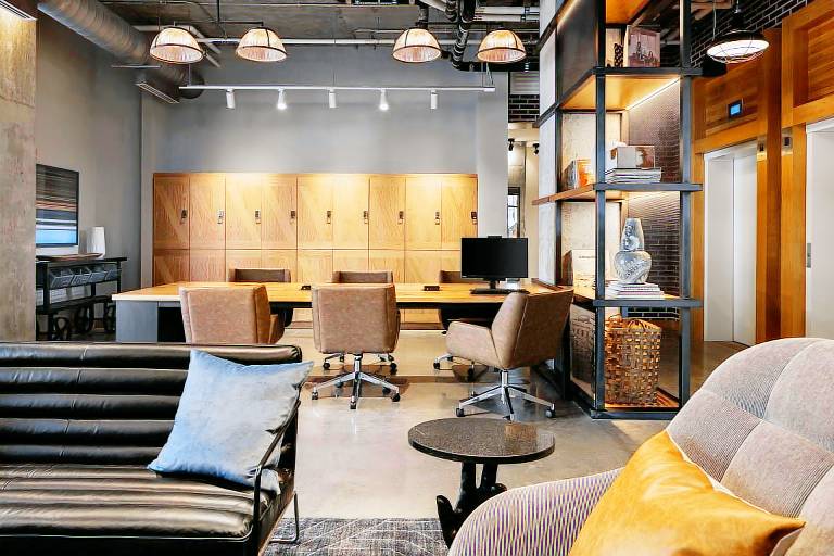 Moxy Omaha Downtown — photo 3