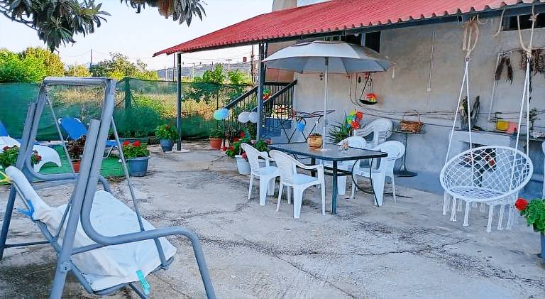 Vacation home with terrace, garden & BBQ | Pet-friendly — photo 4
