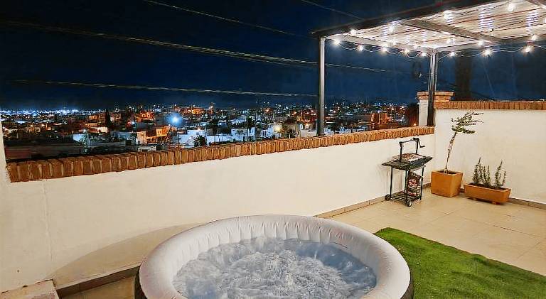 House with jacuzzi | Dogs allowed — photo 3