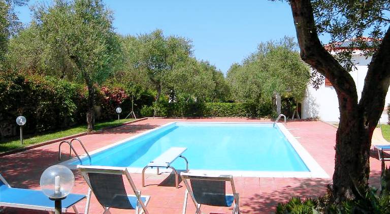 House with pool | Dogs allowed — photo 5