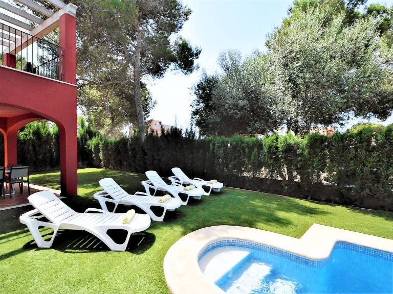 150 m&sup2; Ferienhaus