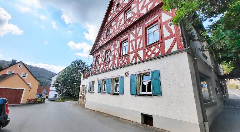 Schwarzer Adler
