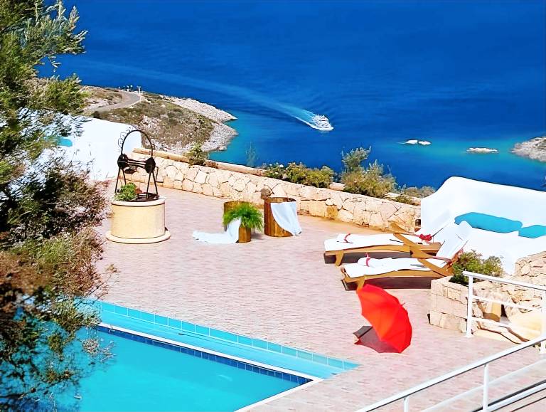 Armyra Villas - Apartments with Sea Views & Shared Pool — photo 2