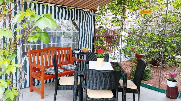Studioapartment in Sabunike mit Terrasse, Klimaanlage, W-LAN (231-3) — photo 2