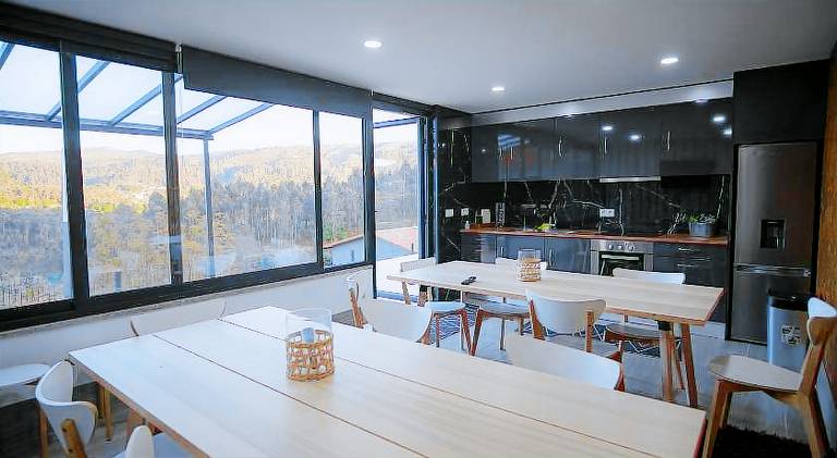 Vacation home with pool, terrace & garden — photo 4