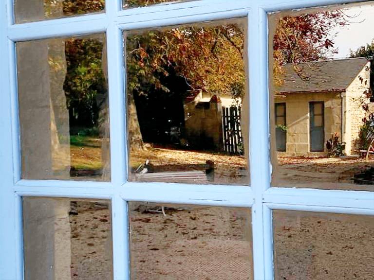 Pleasant cottage with private pool & garden | Pets allowed — photo 5