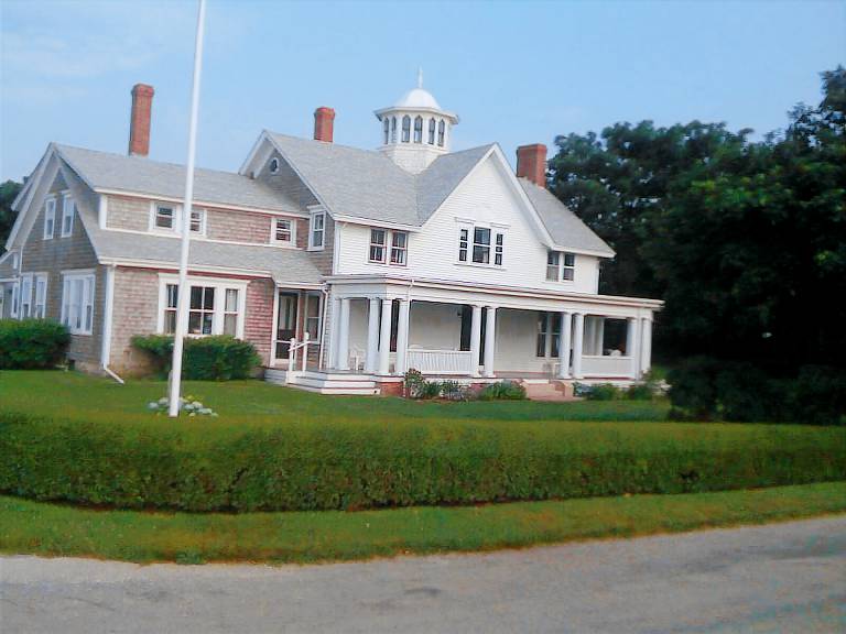 House Little Compton