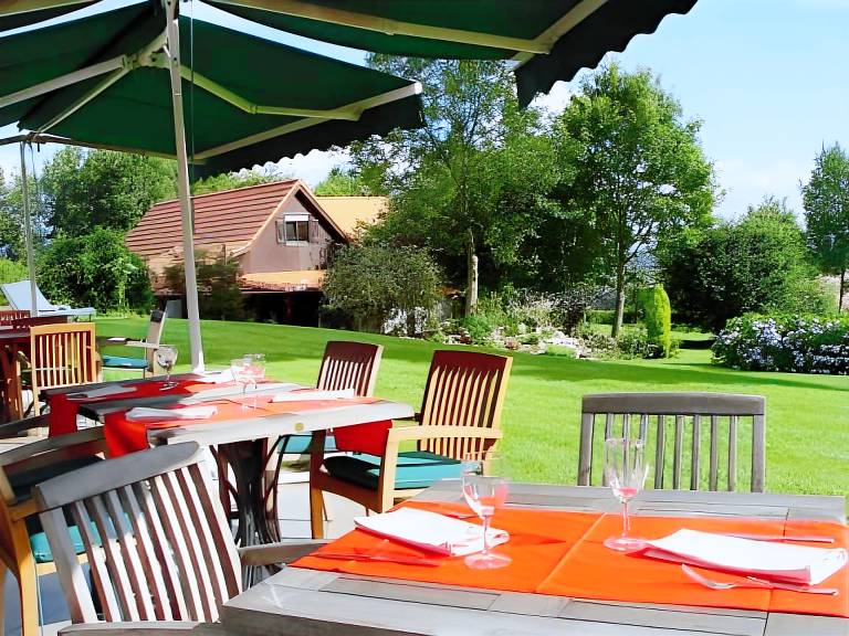 Logis - Hotel Restaurant La Sapiniere — photo 3
