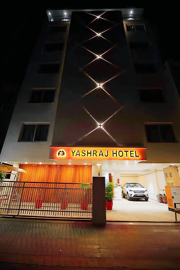 Hotel Nova Yashraj