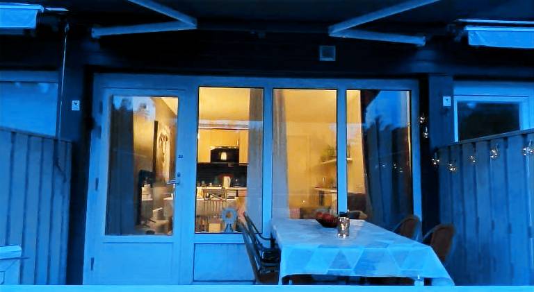 House with pool — photo 4