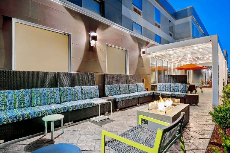 Home2 Suites by Hilton Williston Burlington — photo 3