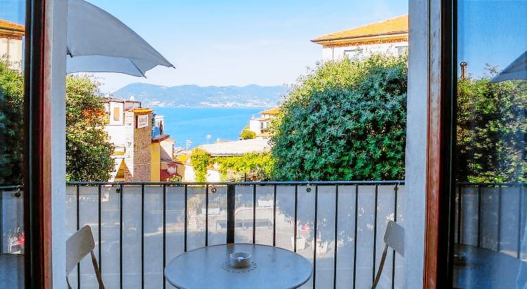 Beautiful rental apartment with patio | Dogs allowed — photo 3