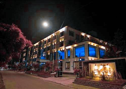 THE FAME HOTEL
