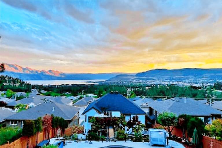 Bed and breakfast  West Kelowna