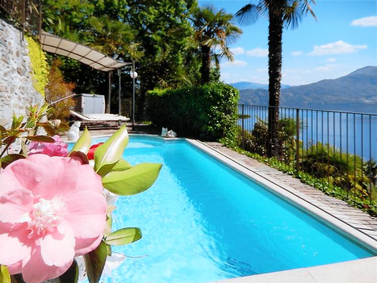 Ferienhaus  Oggebbio