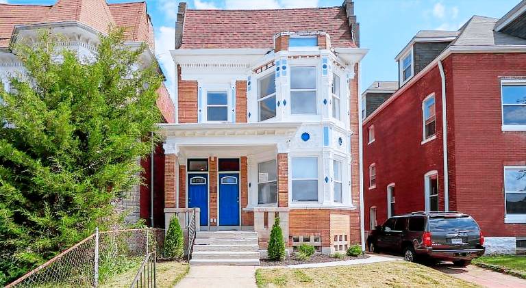 St Louis 2BD 2BA, Forest park, BJ Hospital, Science Center, eats — photo 3