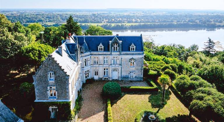 Chateau avec une vue sur la Loire in Saumur
