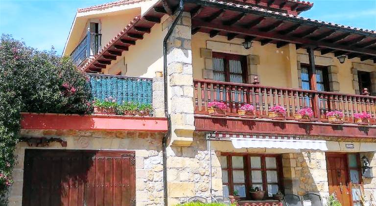 200 m&sup2; Ferienhaus