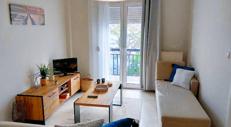 Holiday apartment with patio — photo 2