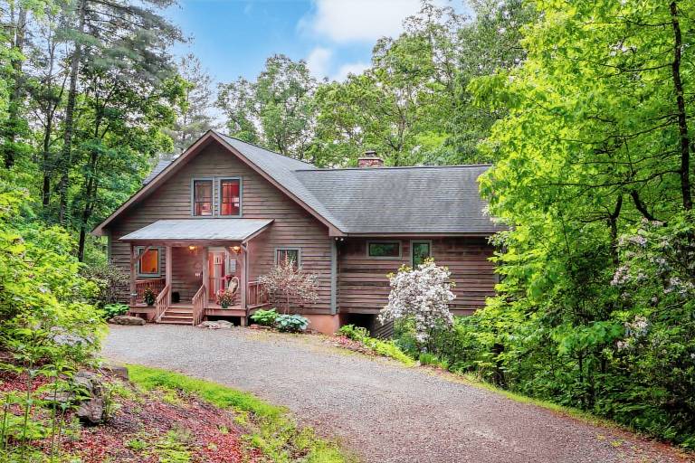 House  Avery Creek