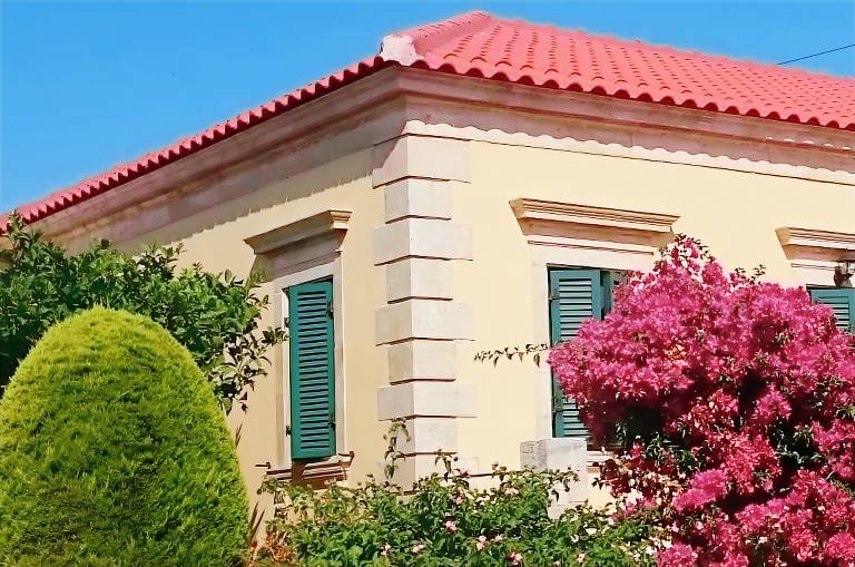 Traditional Country House with Shared Terrace, Wi-Fi, and Air Conditioning — photo 4