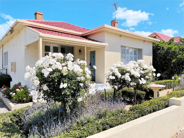 House Kingscote