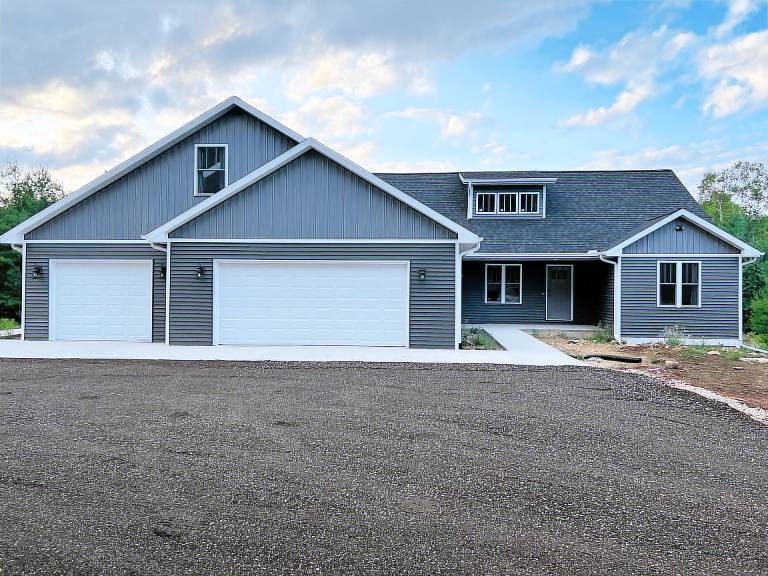 House Fish Creek
