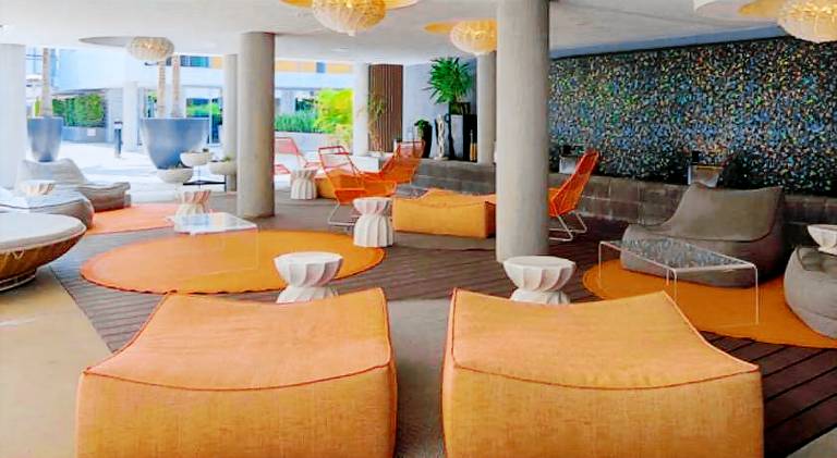 Spacious holiday apartment with hot tub & pool | Beach nearby | Pets allowed — photo 3