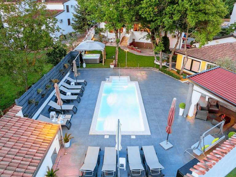 Ferienwohnung Červar-porat