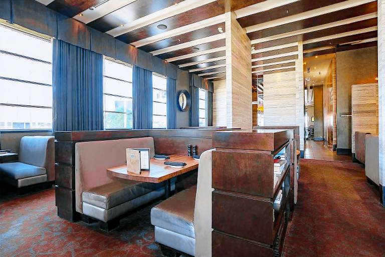 Sandman Hotel & Suites Winnipeg Airport — photo 5