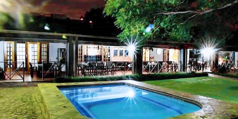 Accommodation  Eldoraigne
