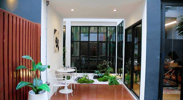 Chic Ekkamai Haven Near BTS, Quiet Luxury Stay — photo 4