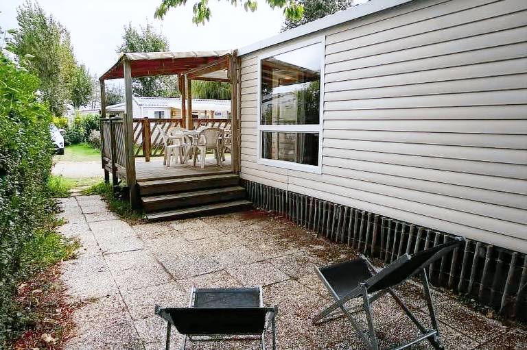 Chadotel Le Domaine de Beaulieu - Mobile home Adriatique 2 bedrooms 4 people — photo 2