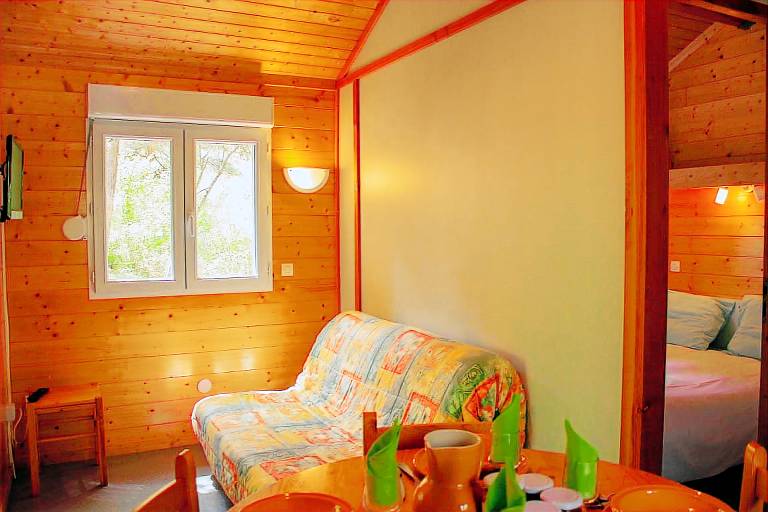 Chalet Abeille 4 personnes - Camping du Golf des Gorges du Tarn — photo 5